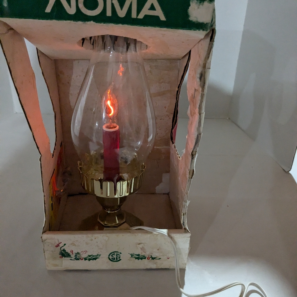 VTG Noma illuminated hurricane lantern flicker flame electric Tested And Works